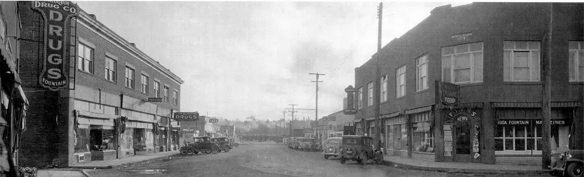 Main Street Chiloquin Oregon
